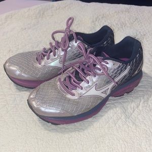 Mizuno Running Shoes